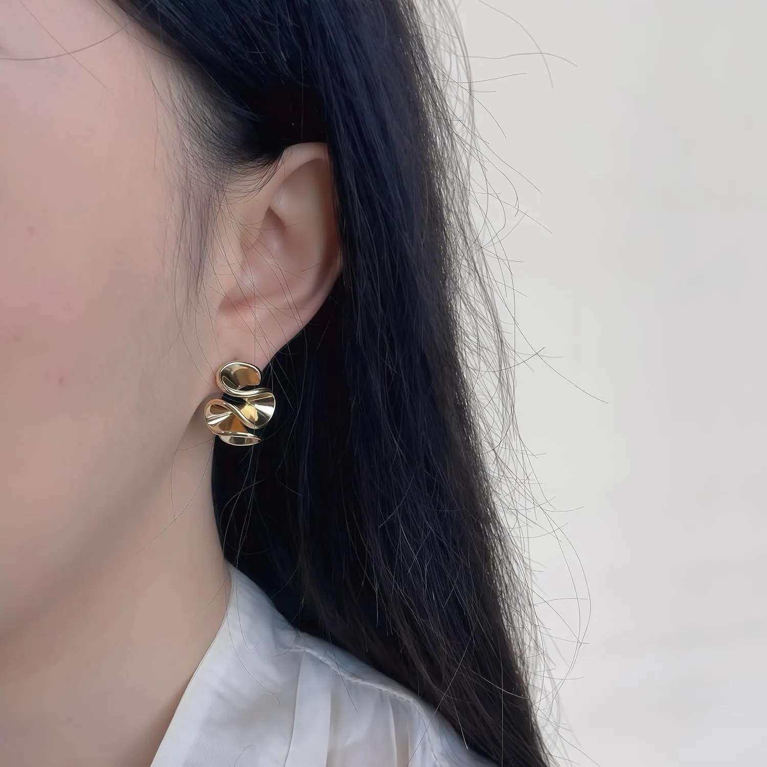 6 Pairs Gold Stud Earrings for Women, 14K Gold Plated Bow Stud Earrings for Women Ribbon Bow Stud Earrings Set Hypoallergenic for Sensitive Ears Jewelry Gift for Thanksgiving Christmas