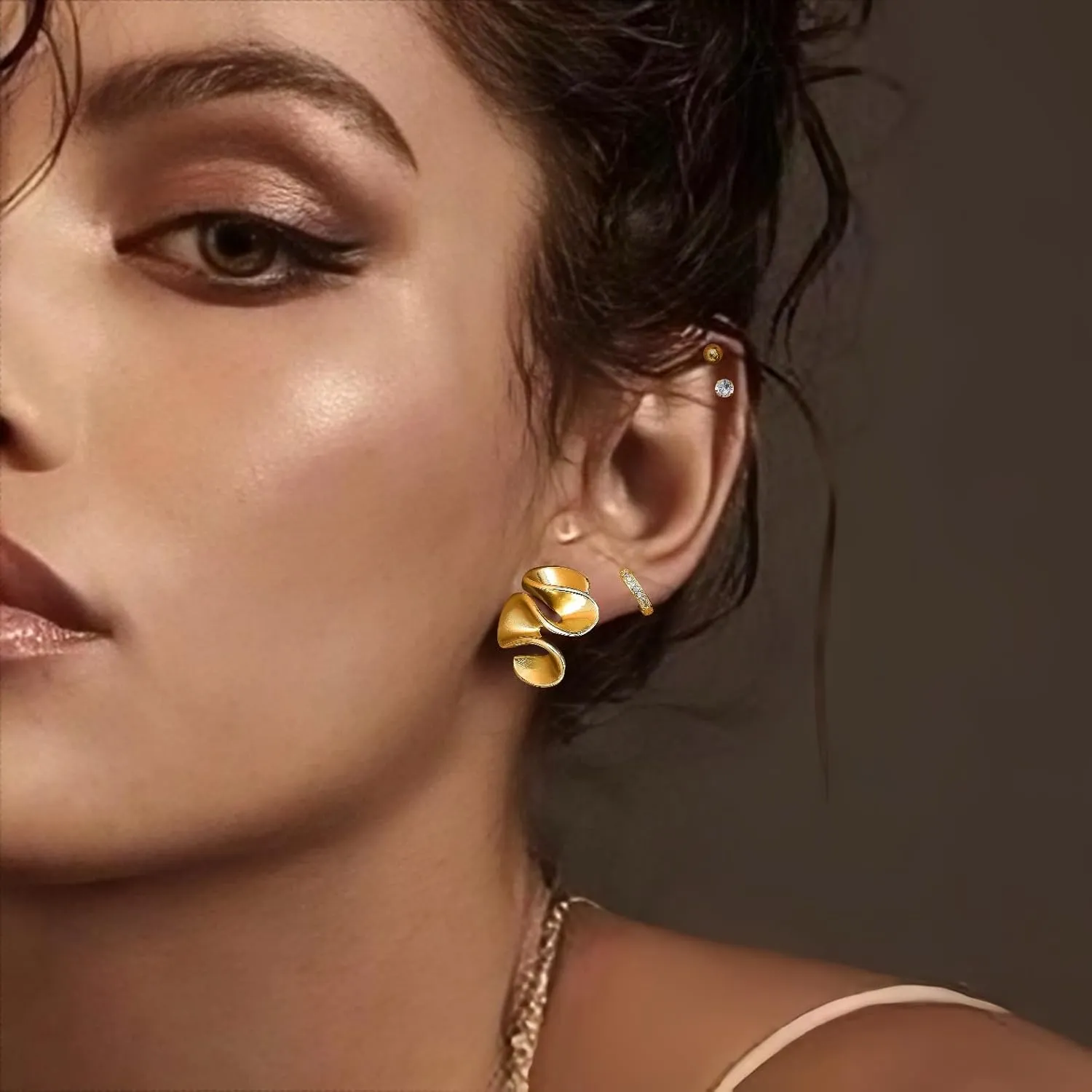 6 Pairs Gold Stud Earrings for Women, 14K Gold Plated Bow Stud Earrings for Women Ribbon Bow Stud Earrings Set Hypoallergenic for Sensitive Ears Jewelry Gift for Thanksgiving Christmas