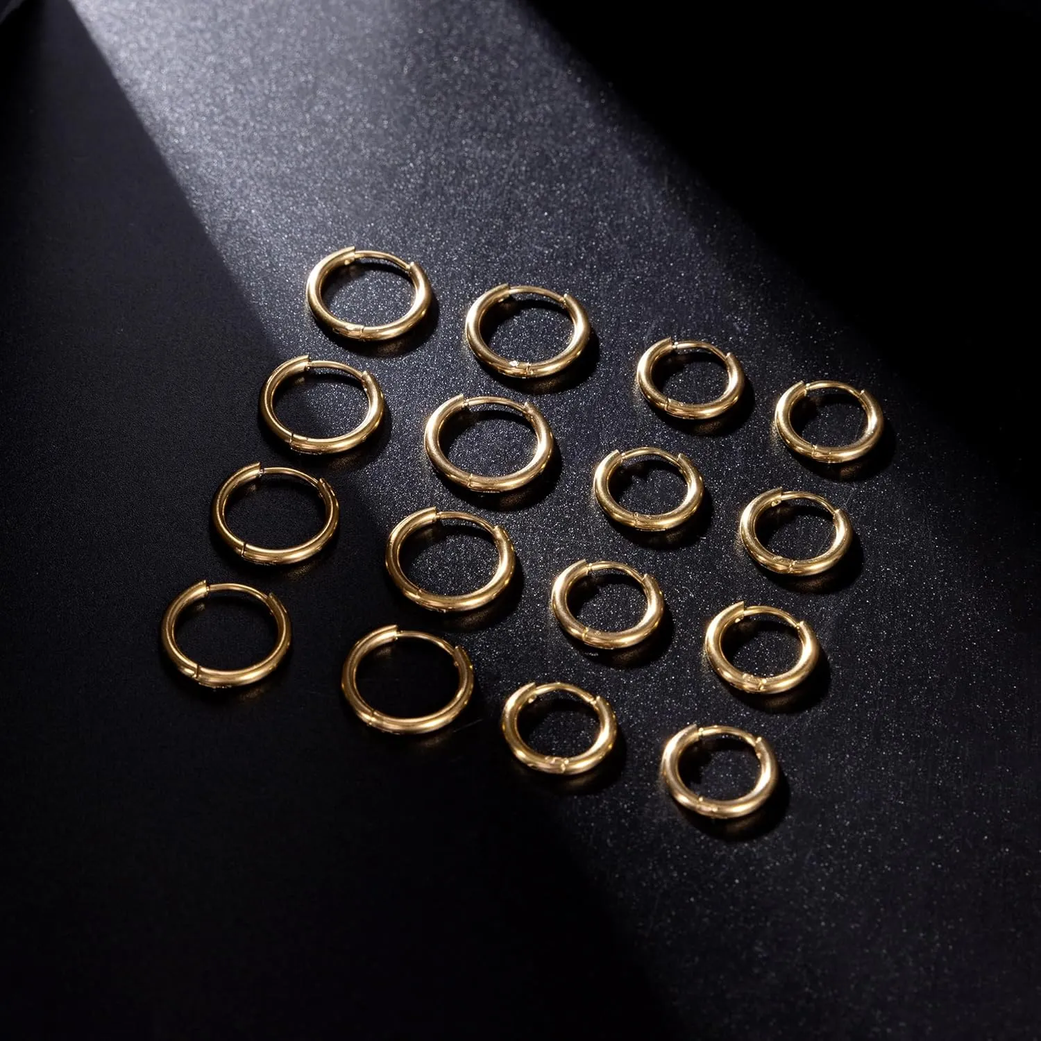 8 Pairs 20G Stainless Steel Huggie Hoop Earrings for Men Women Cartilage Helix Lobes Hoop Earrings Hinged Sleeper Earrings Hypoallergenic Earring Sets for Multiple Piercings 6mm-12mm