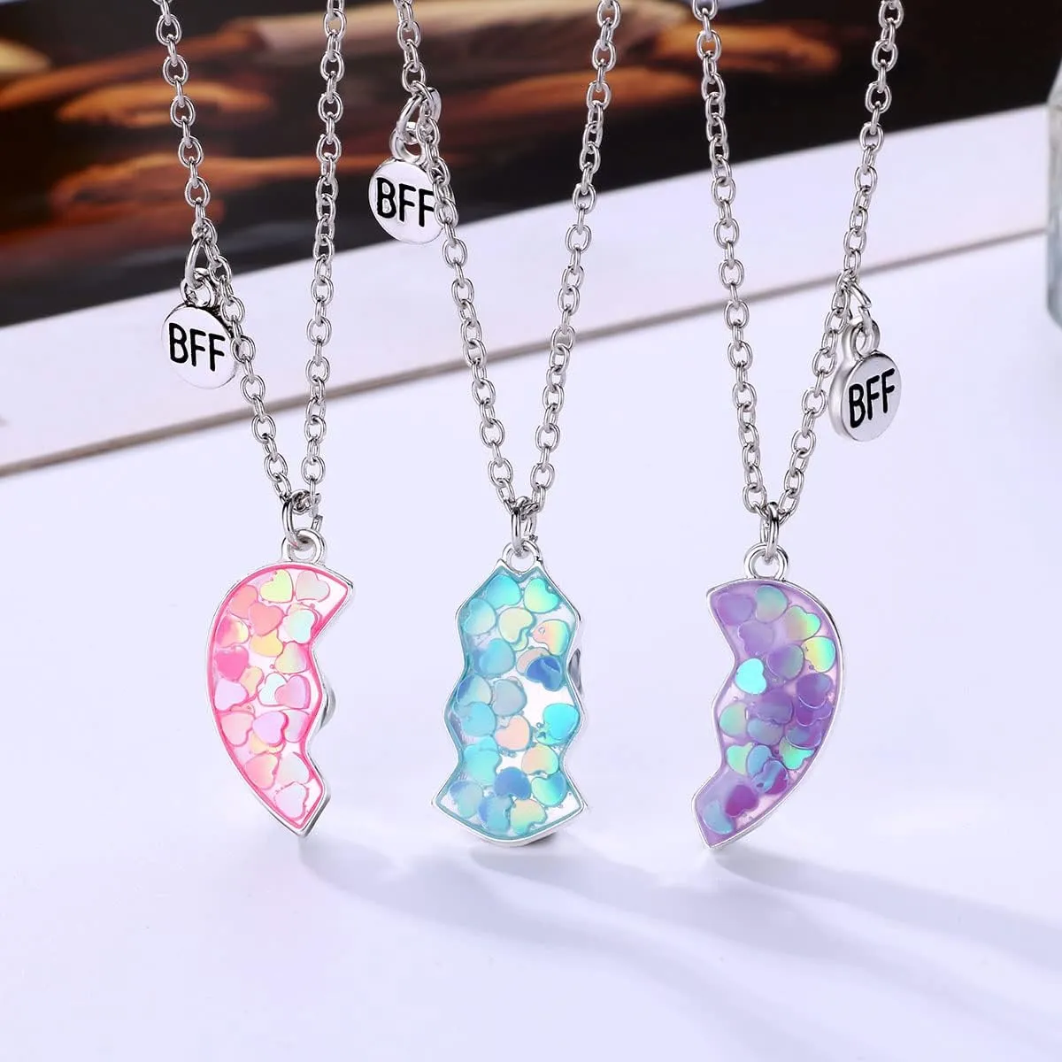 Best Friend Necklace Friendship Necklace Magnetic Matching Heart BFF Necklace for 3 Girls Friendship Gifts