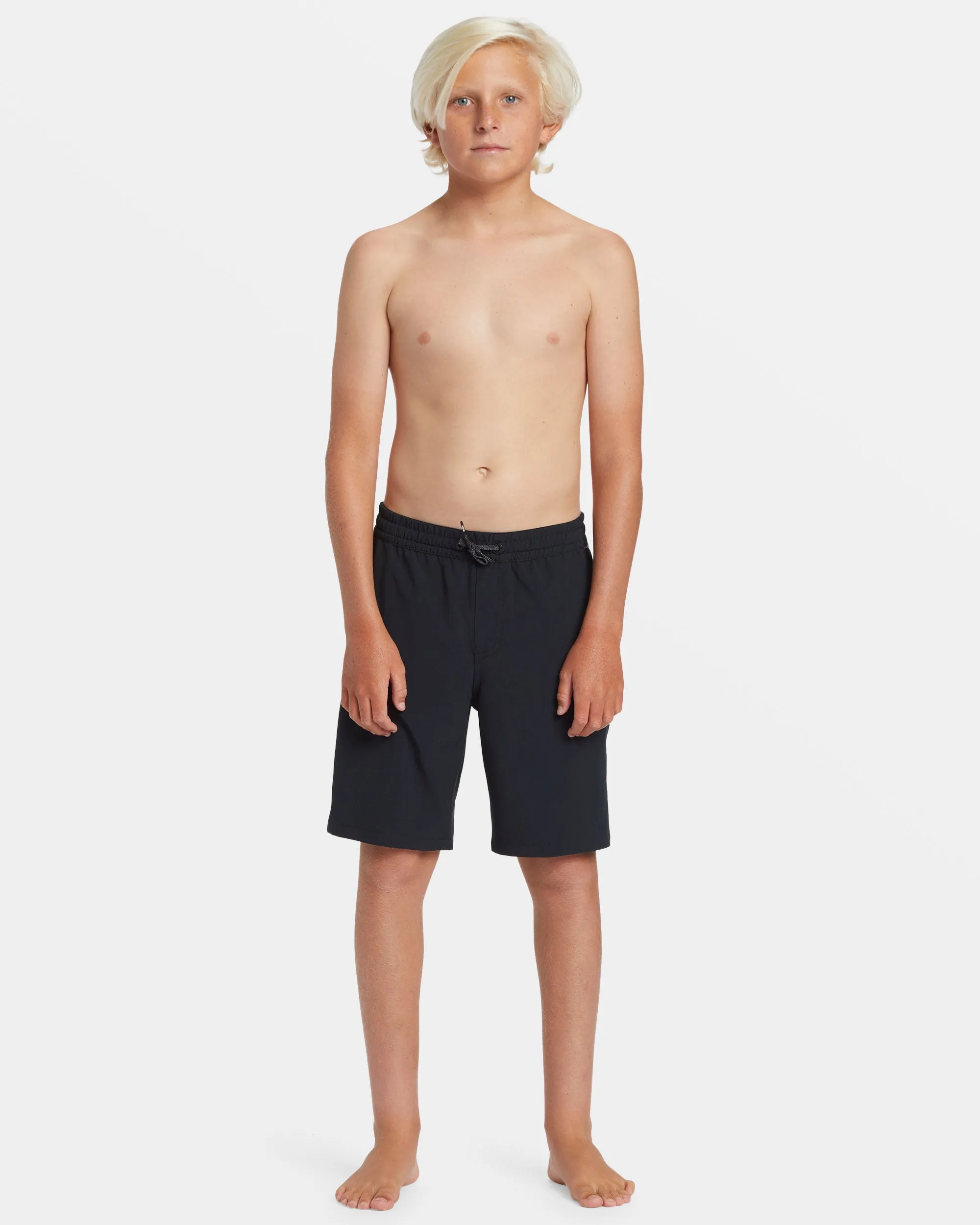 Boys 8-16 Taxer Amphibian 17" Hybrid Shorts