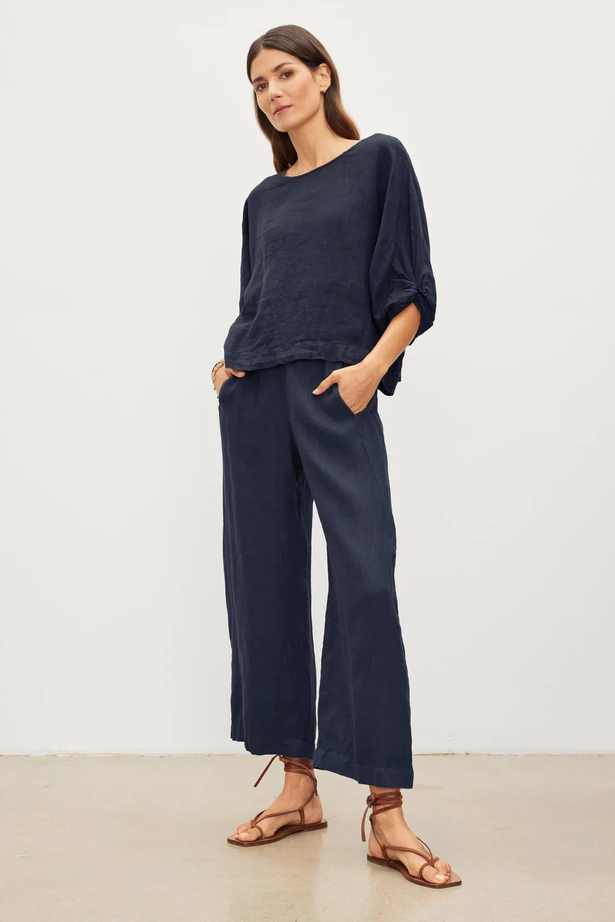 CASS LINEN CREW NECK TOP