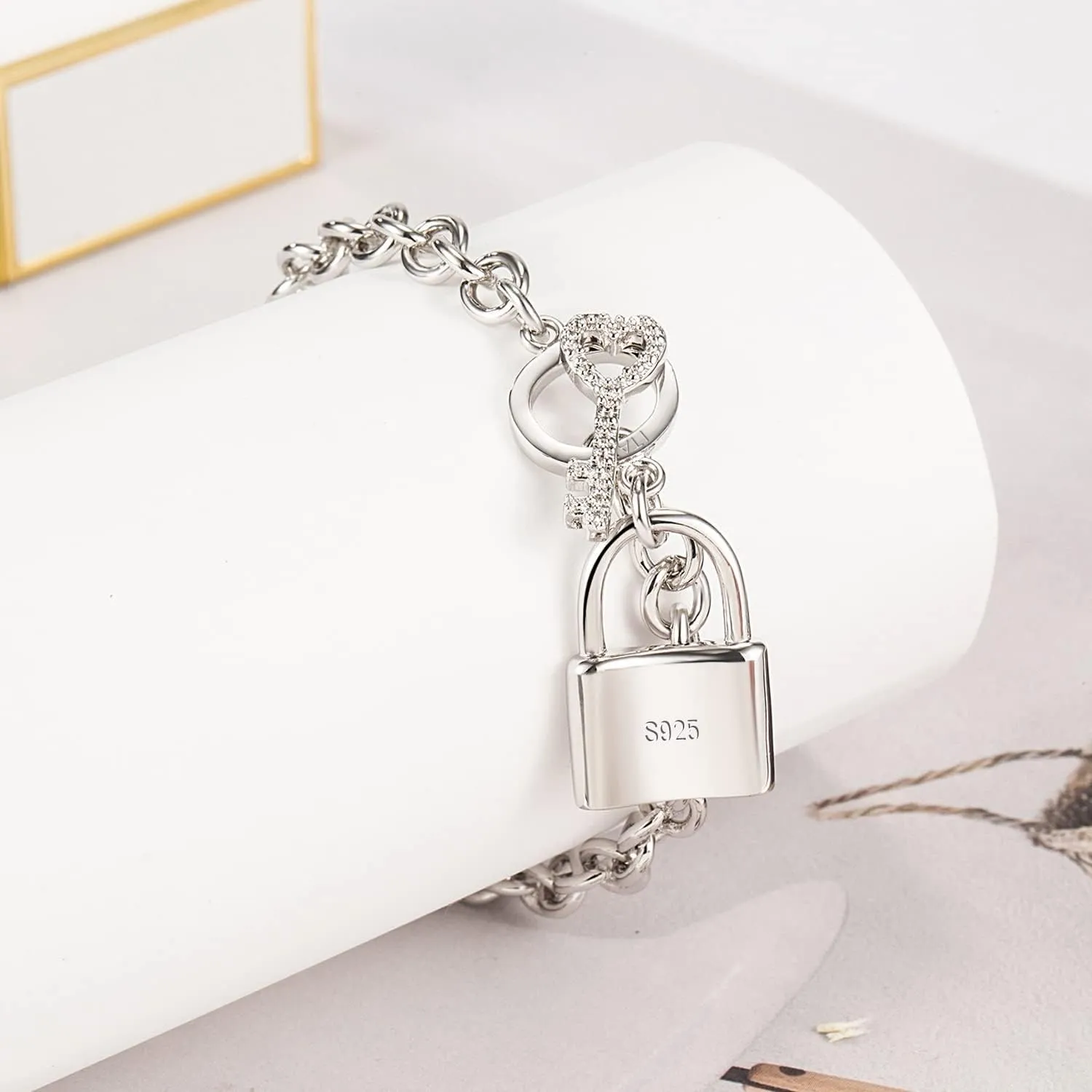 Charm Women 925 Sterling Silver Key Lock Pendant Bracelet Fashion Solid Silver Rolo Chain Bangle Fine Jewelry Gift For Wife & Girlfriend