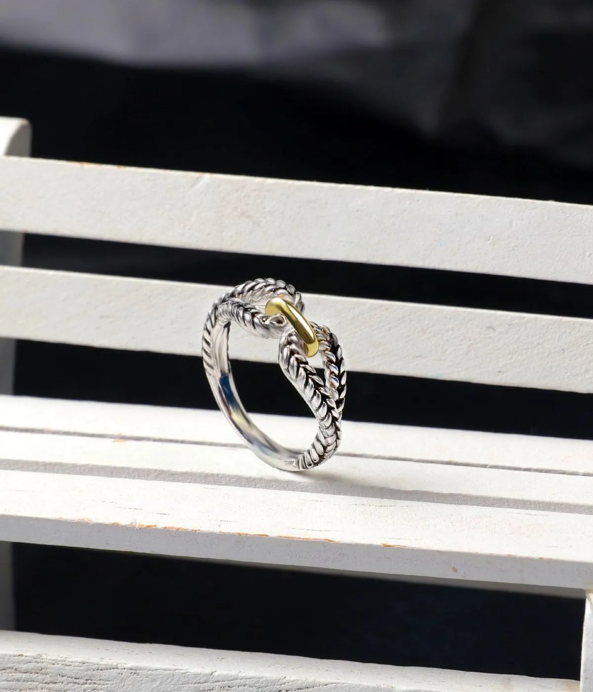 Designer Inspired Two Tone Crossover Band Ring 18K Gold Plated Twisted Eternity Cable Rings for Women Gift