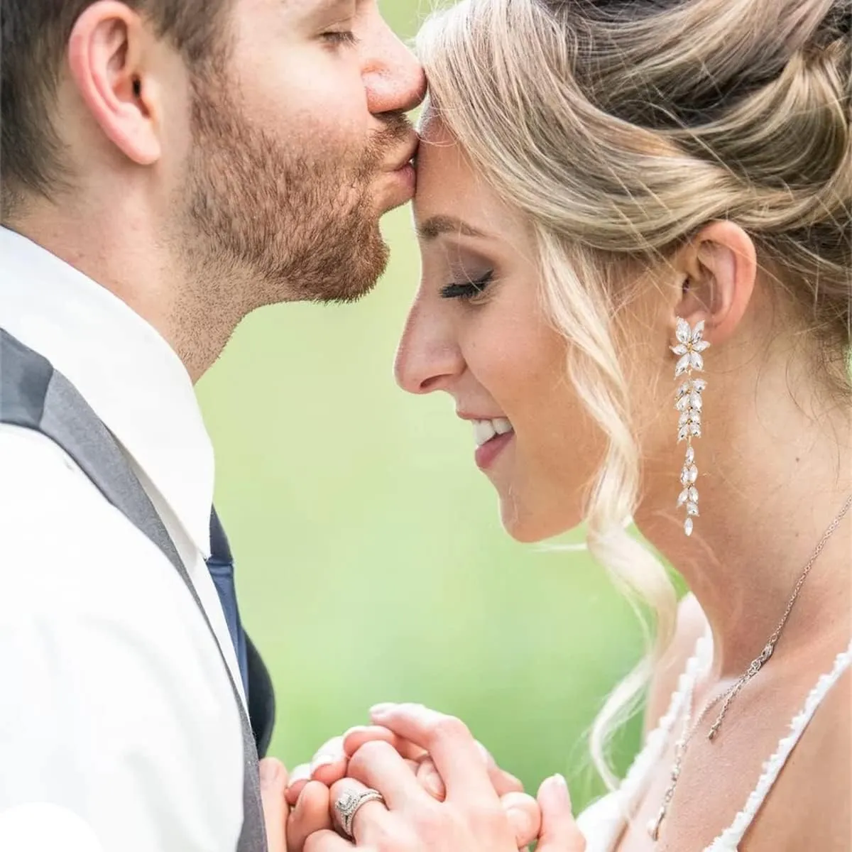 Fashion Rhinestone Statement Drop Dangle Earrings Dangling Sparkly Crystal Marquise Bridal Bridesmaid Wedding Earrings Long Chandelier Teardrop Earrings for Women Prom Party