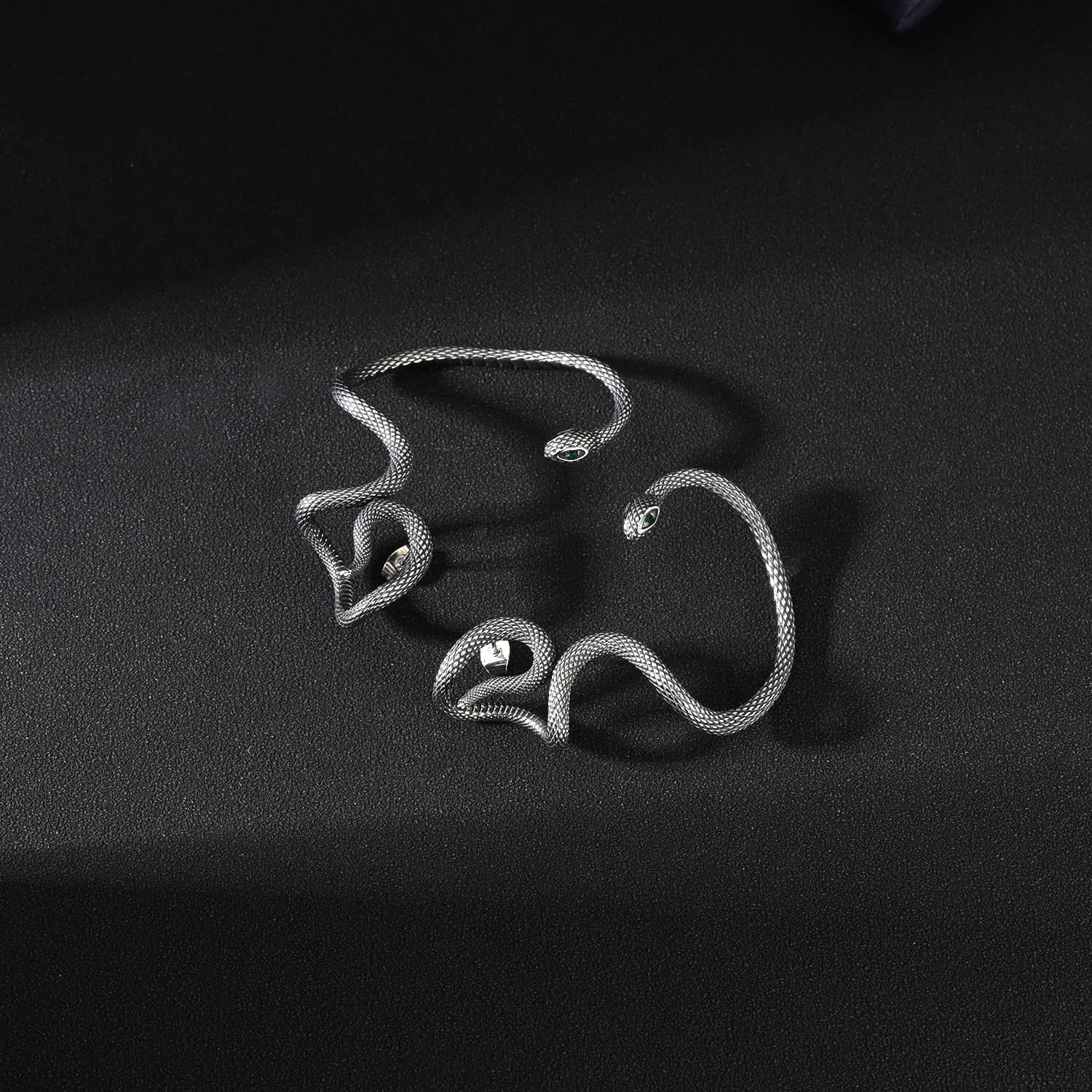 Gothic Dragon Ear Cuff - 1pcs Retro Silver Punk Hip Hop Stainless Steel Snake Dragon Cuff Earring Cartilage Climber Ear Wrap Ear Earrings Stud Wrap Snake Earrings for Women or Men