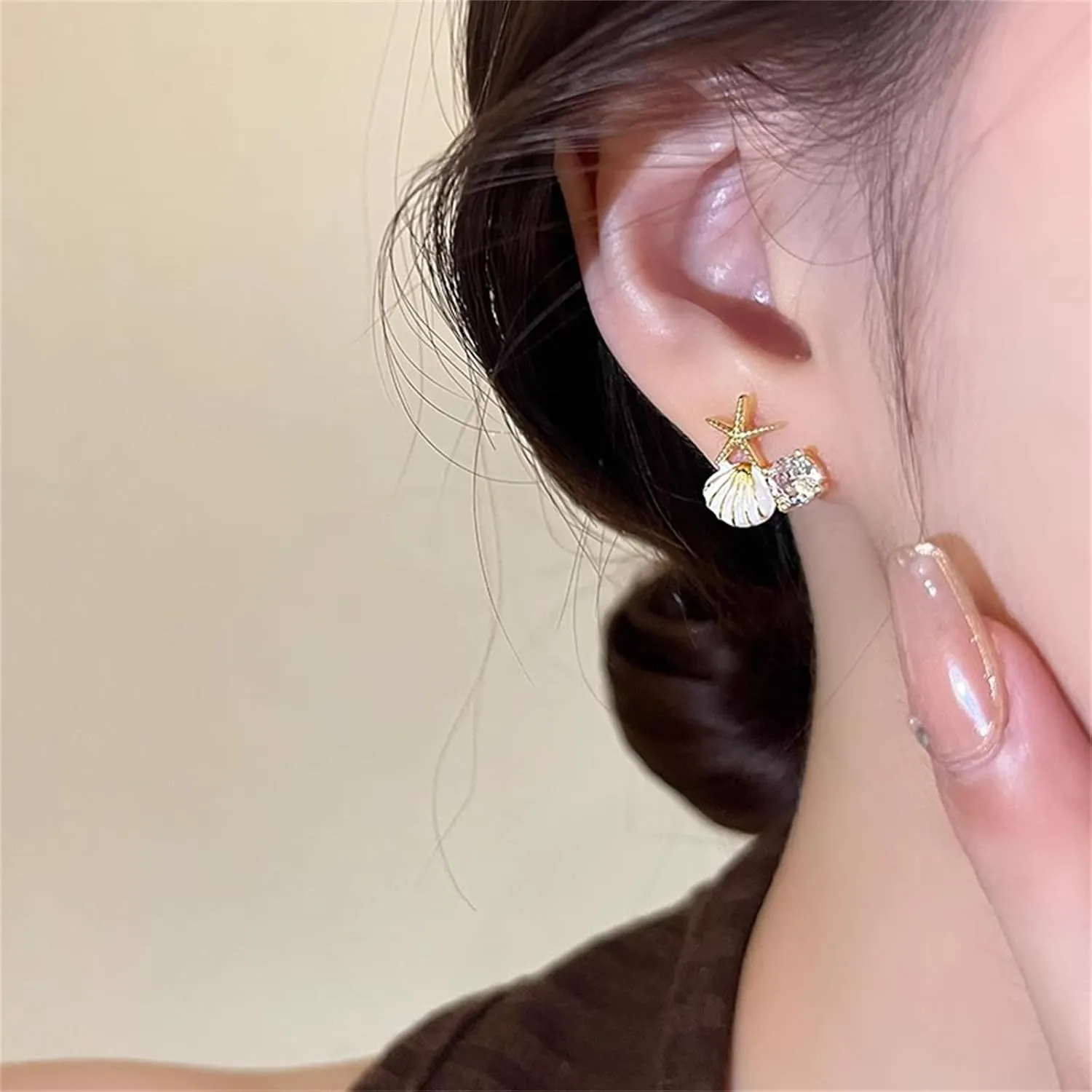 MALOYANVE Starfish Pearl Stud Earrings Cute Boho Asymmetric Small Ocean Shell with Glitter Cubic Zirconia Lightweight Statement Earrings Summer Beach Theme Vacation Jewelry Gifts for Women
