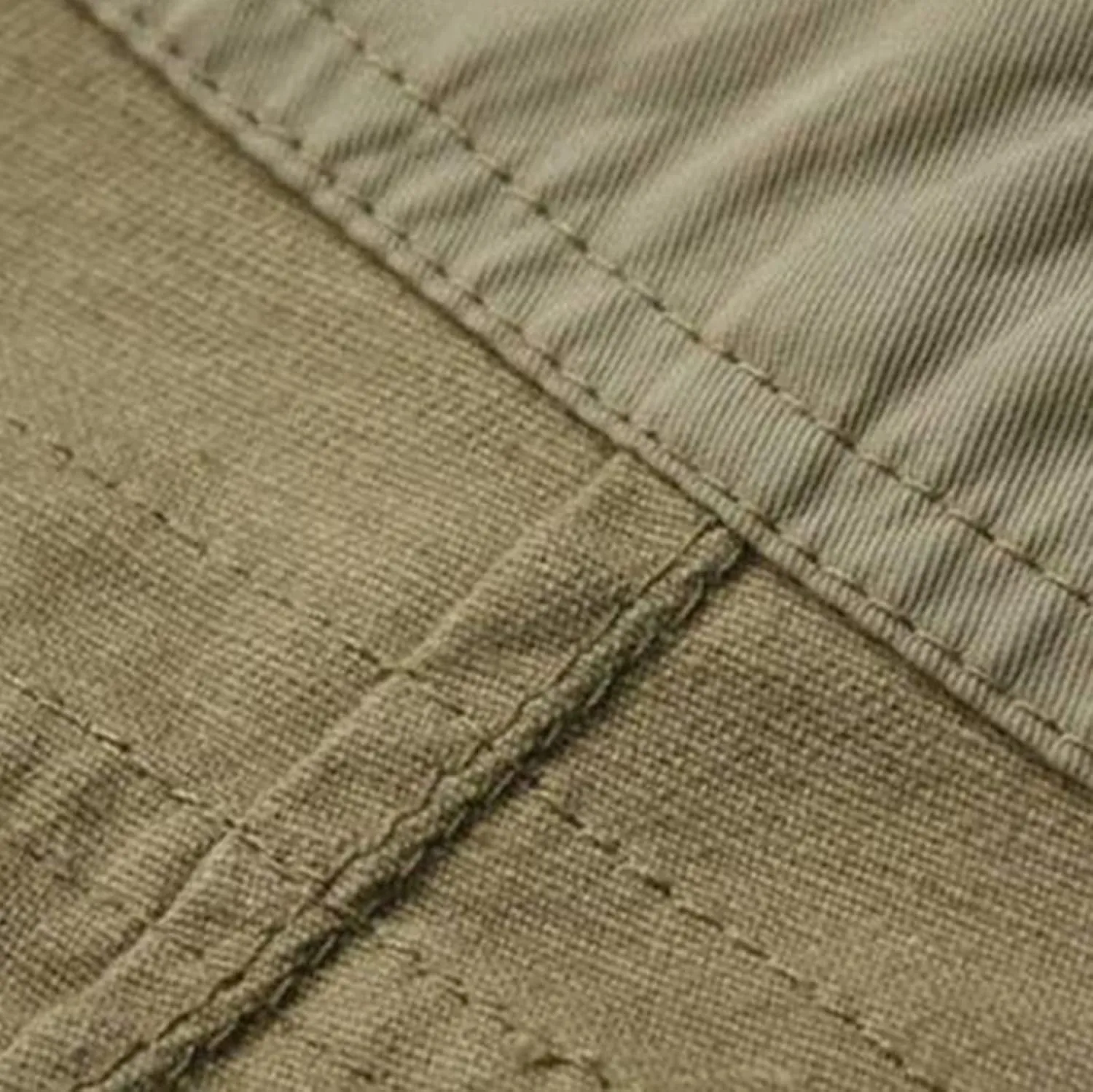 Mens Resort Wear 2025 Loose Fit Summer Cargo Shorts with Zipper Multi Pocket Outdoor Casual Lightweight Shorts