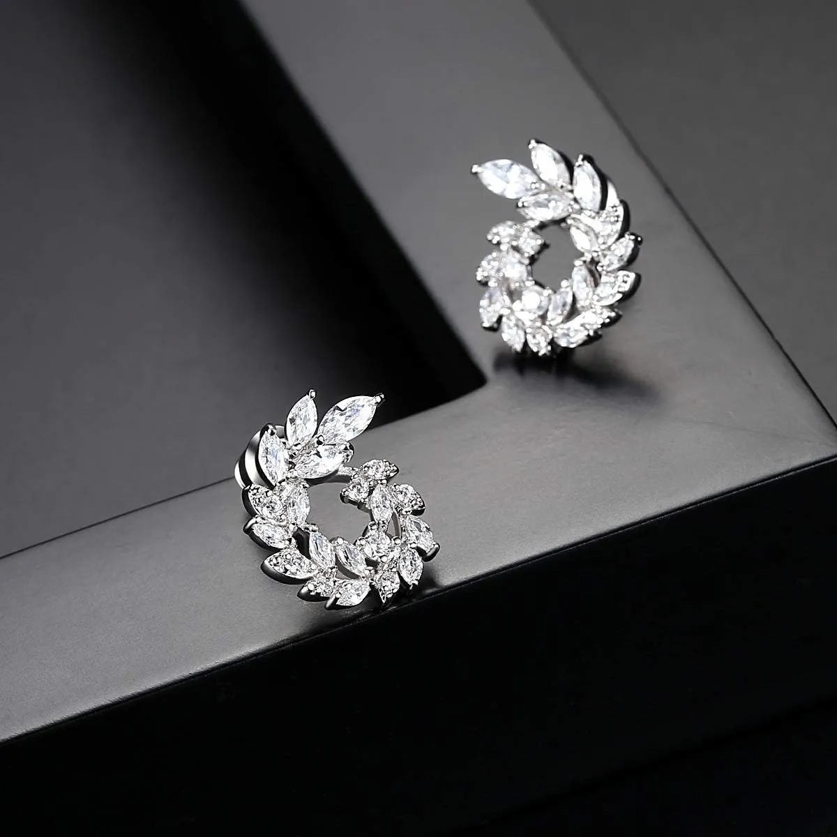 Moissanite Open Hoop Earrings for Women in 14K Gold, Gold Hypoallergenic Stud Earrings, Ideal for Evening Party