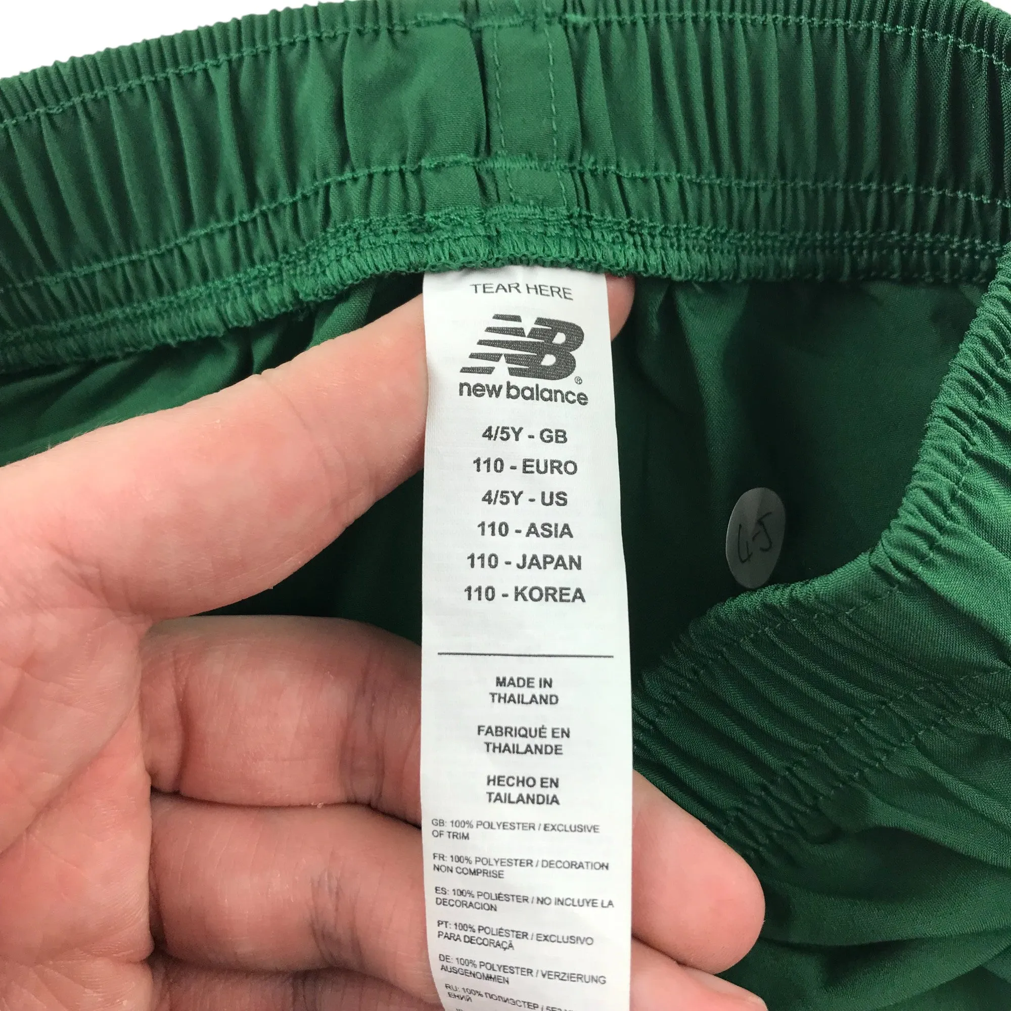 New Balance Celtic FC Football shorts 4-5 years green plain with logo