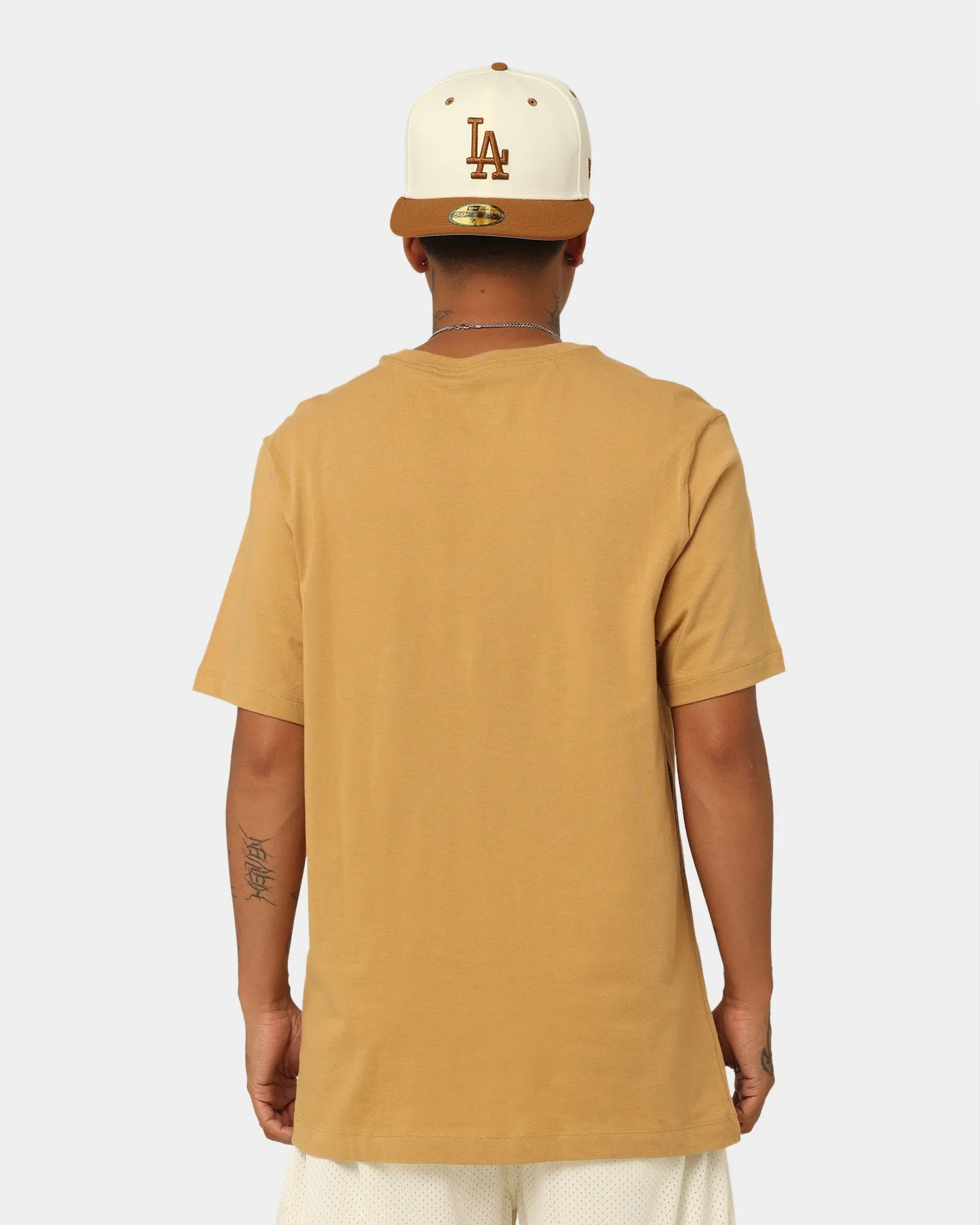 Nike Nike Sportswear Club T-Shirt Elemental Gold