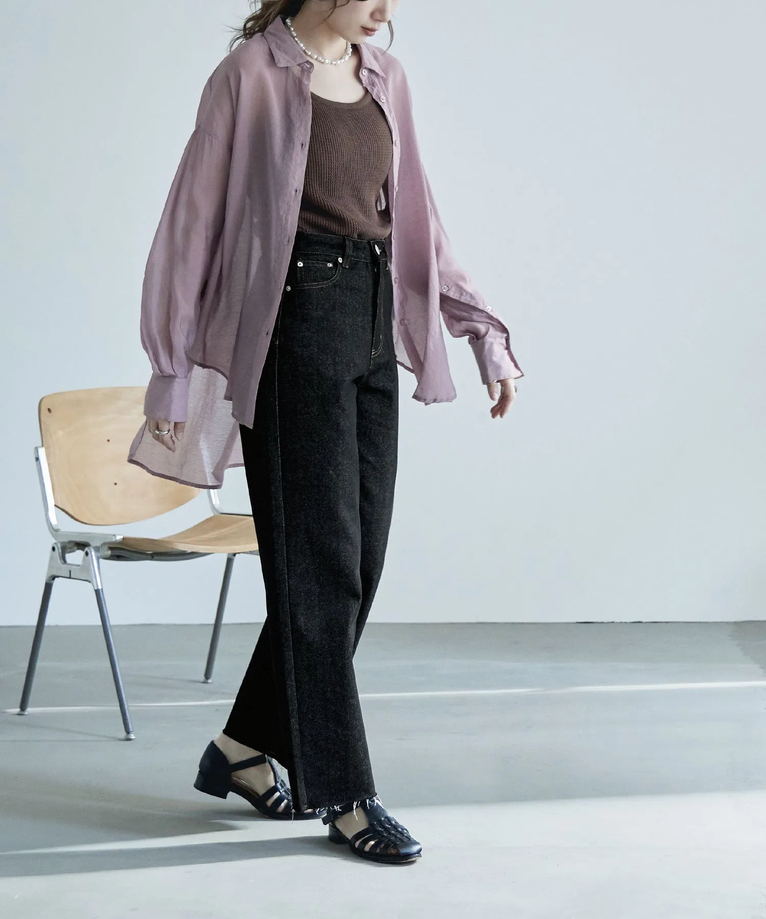 Rigid DENIM cut-off high waist pants