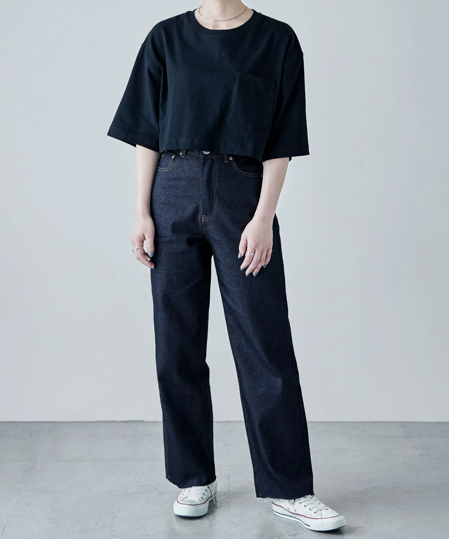 Rigid DENIM cut-off high waist pants