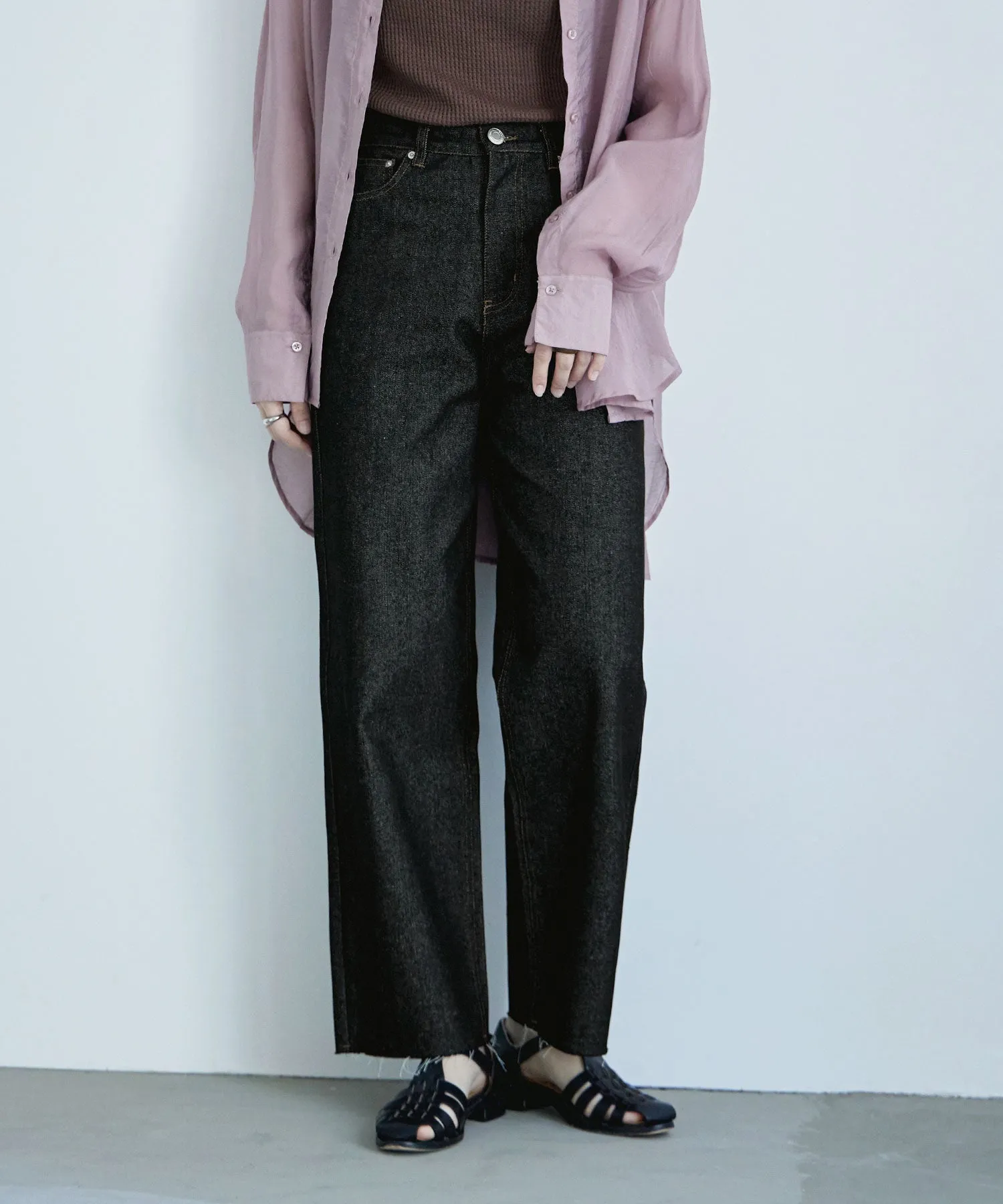 Rigid DENIM cut-off high waist pants