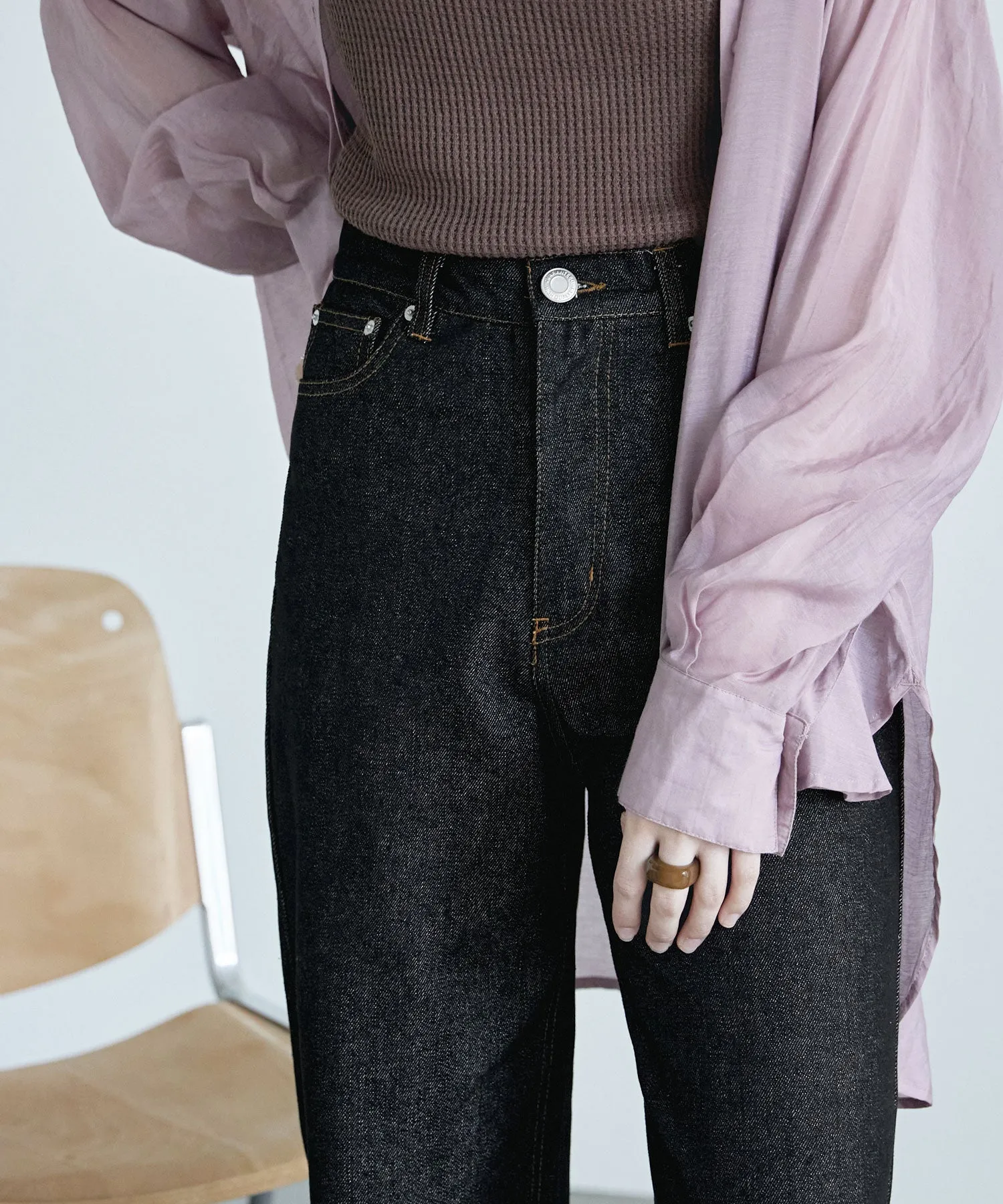 Rigid DENIM cut-off high waist pants
