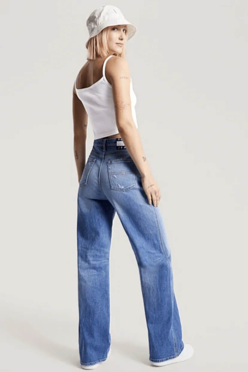 TOMMY JEANS TJW CROP GOLD LINEAR STRAP TOP - WHITE