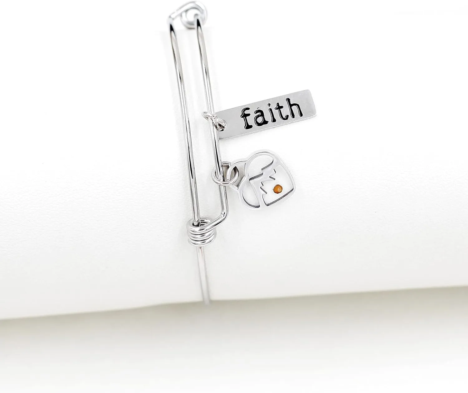 Uloveido 2.5 Inch Stainless Steel Faith Bangle Real Mustard Seed Bracelets Charm Jewelry for Christian Inspirational Gift Y558