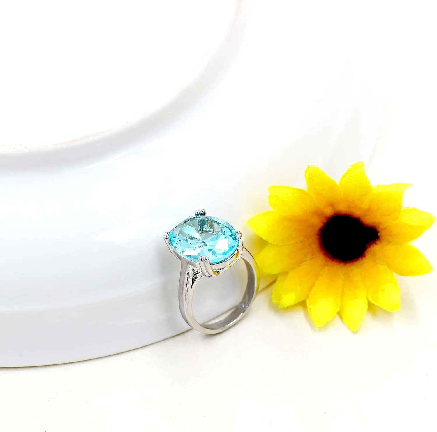 Uloveido Created Topaz Ring Big Oval Light Blue Stone Solitaire Cocktail Rings for Women Platinum Plated, Simple Design Birthday Wedding Light Blue Crystal Jewelry Ring Gift for Female Size 6-12 Y2165