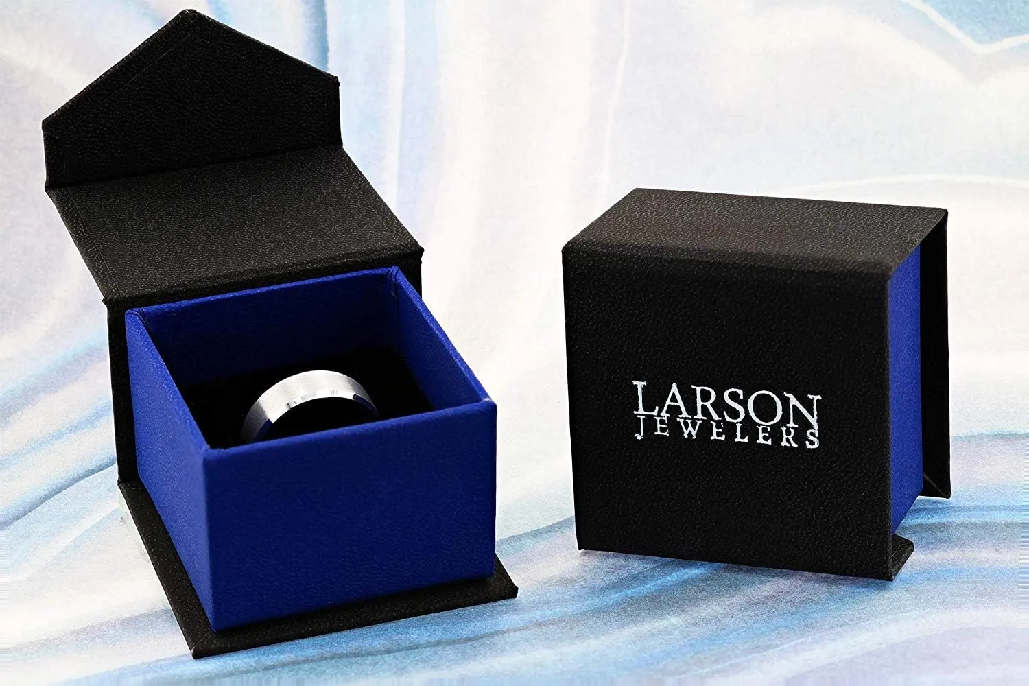 Valiant | Tungsten Ring | Black Tungsten | Comfort Fit | Wedding Band RIng with Genuine Black Sapphires - 8mm
