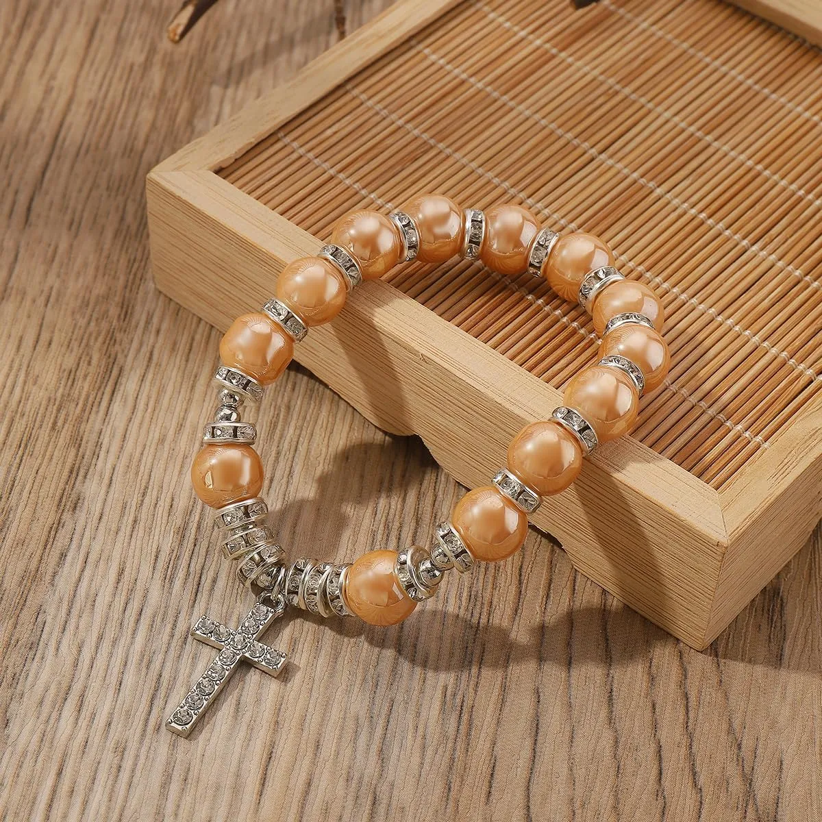 YIYUGEY Glass Beads Stretch Cross Pendant Bracelet Charm Catholic First Eucharist Confirmation Surprise Religious Baptism Bohemian Natural Stone Beaded Bracelet Fashion Jewelry for Women